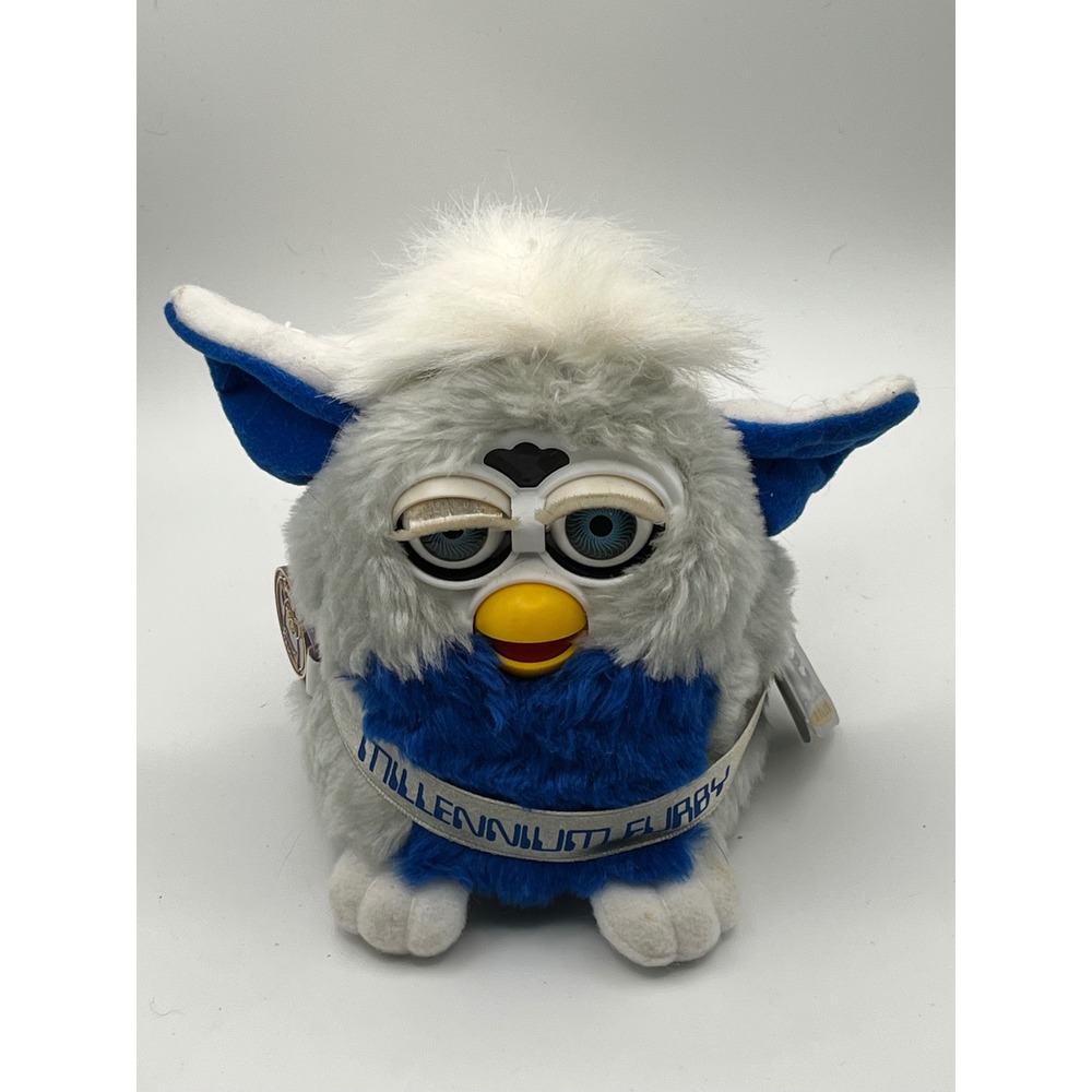 Tiger Electronics Millennium Furby Special Limited Edition 1999 Grey Blue 70-826